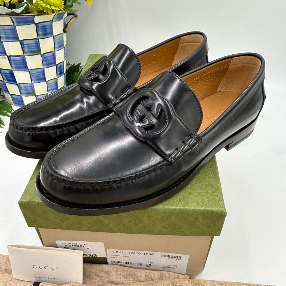 Men’s Gucci interlocking GGleather loafers size 10 fits 11 US  made in Italy